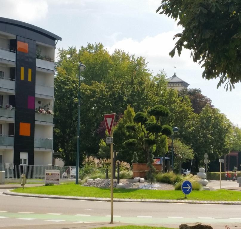 Studios Near Basel Airport Saint-Louis  Zimmer foto