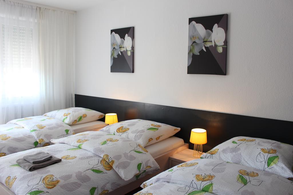 Studios Near Basel Airport Saint-Louis  Exterior foto